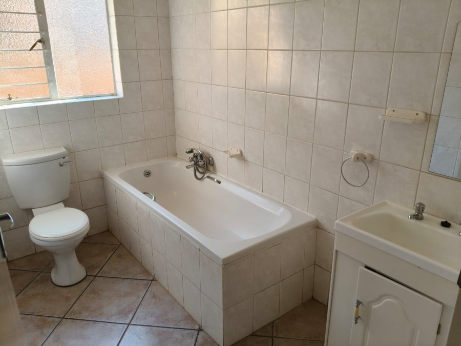 To Let 3 Bedroom Property for Rent in Cashan North West